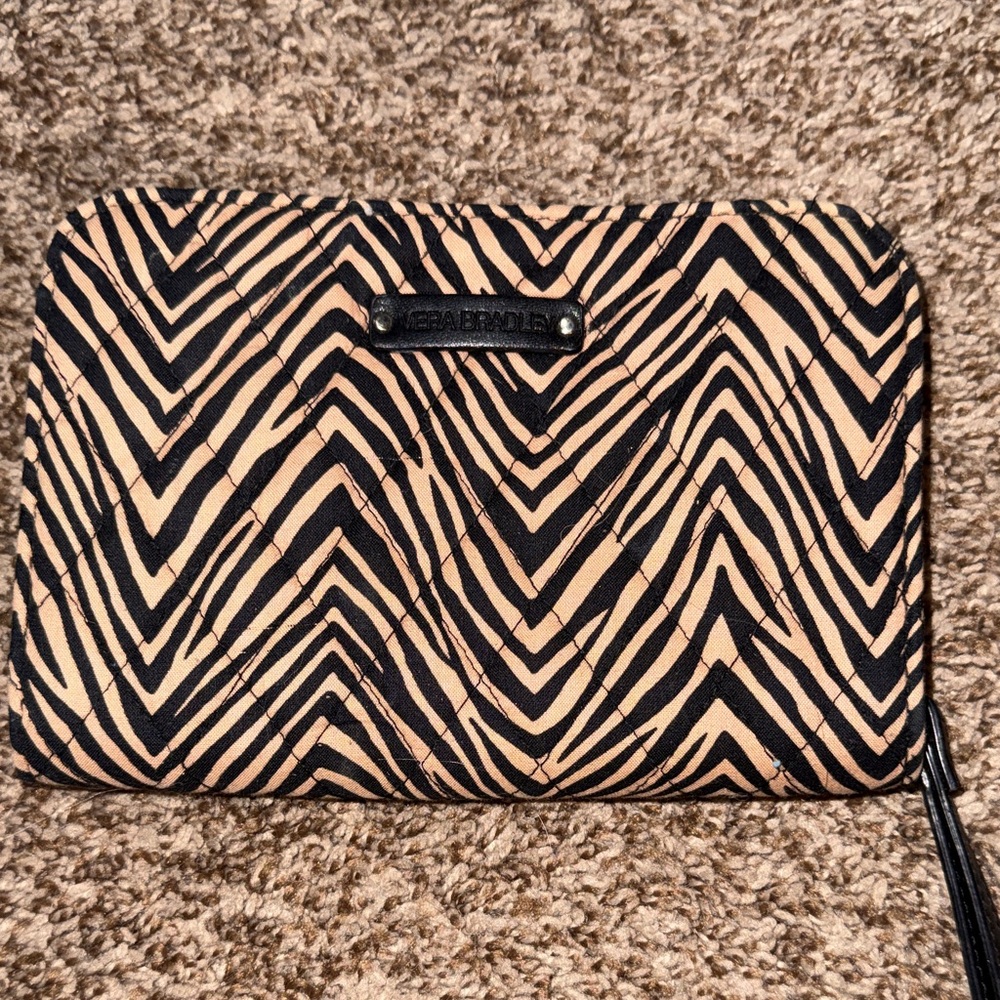 Vera Bradley Black and Tan Zigzag Clutch